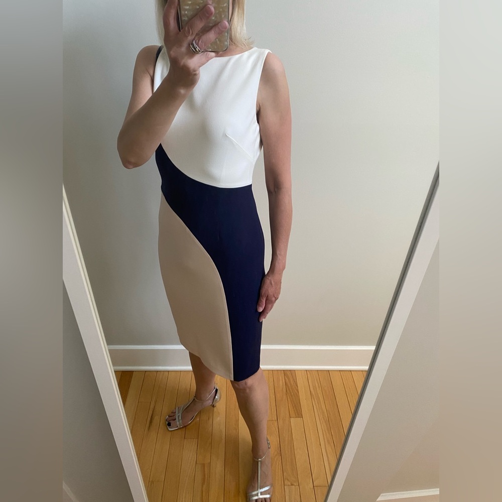 Colorblock Sleeveless Dress by Vince Camuto - Picture 5 of 15
